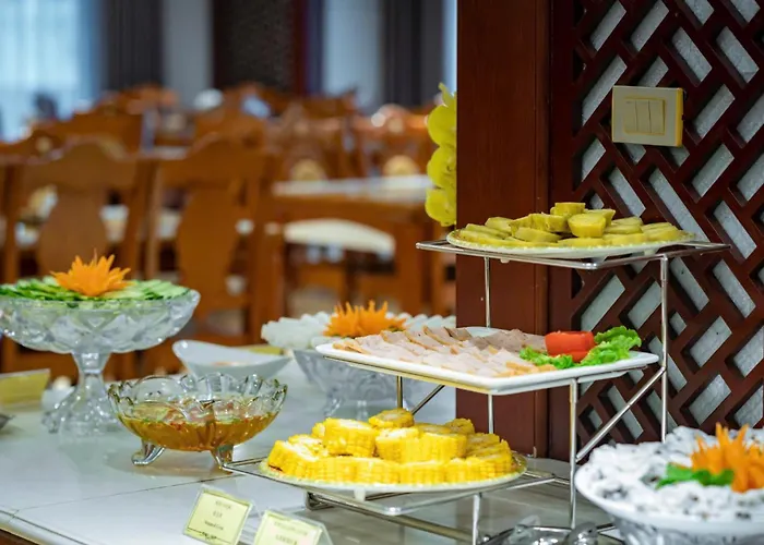 Au Hotel Ha Long